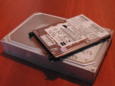 Immagini dei due hard disk di test.